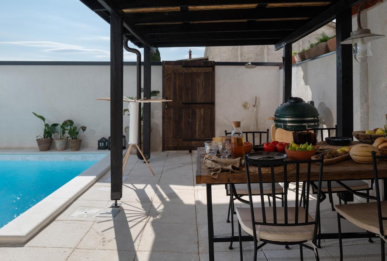 Blacksmith'S House - Rental House With Heated Pool بوسيدارجي المظهر الخارجي الصورة